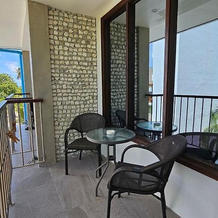 Dhigurah Cottage Eksteriør billede